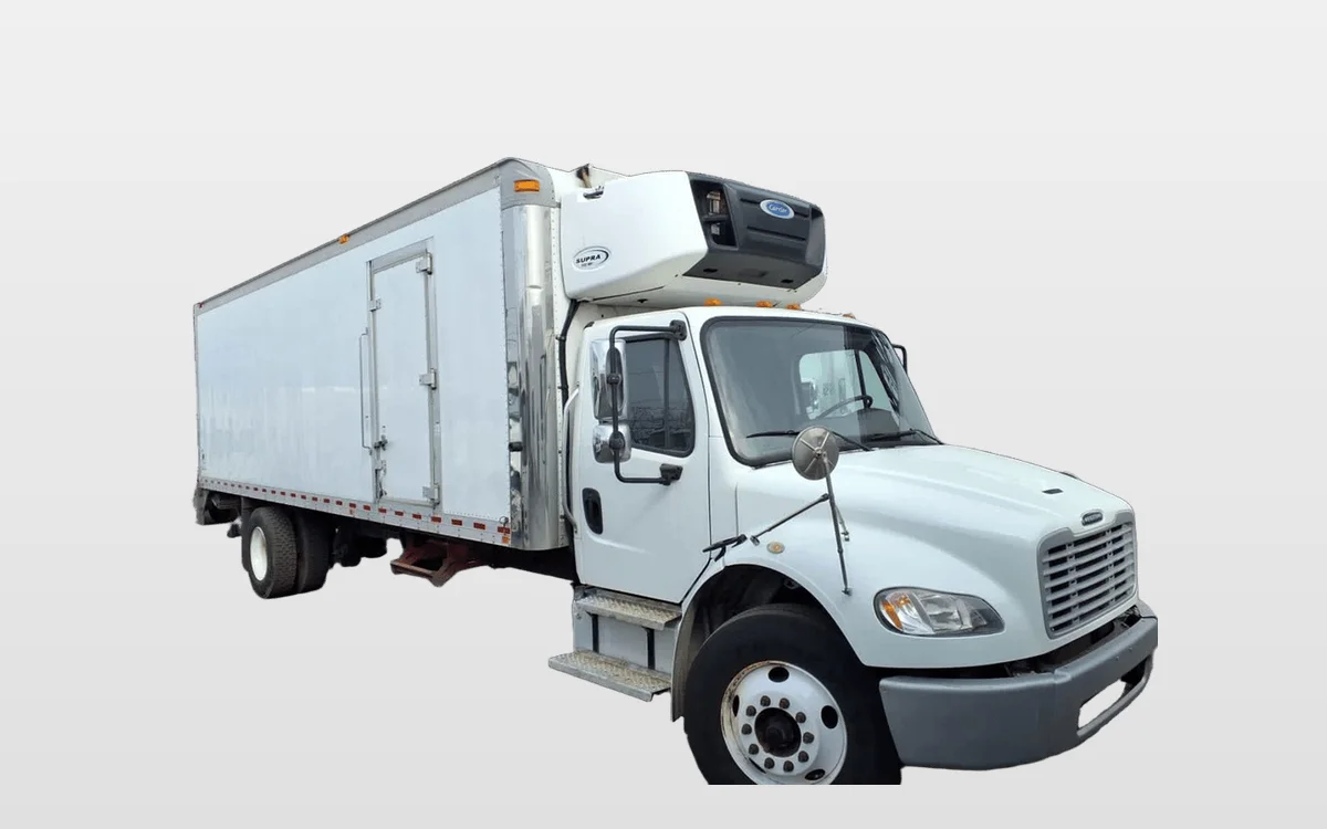 2018 Freightliner M2 106 - image 1