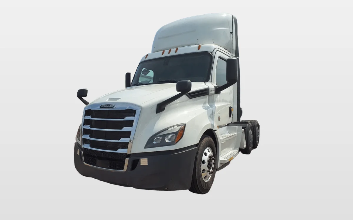 2019 Freightliner - image 1
