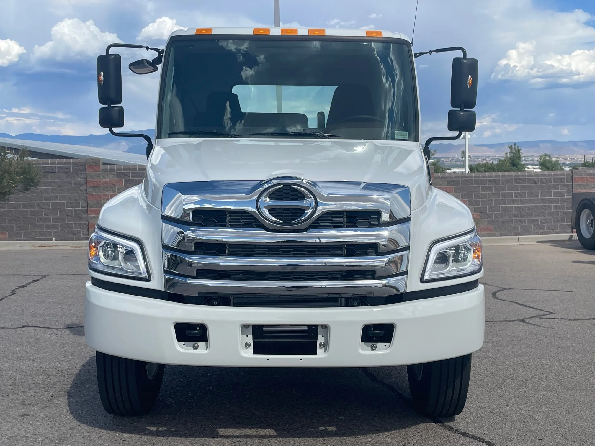 2025 Hino L6 in Albuquerque, NM — photo 2