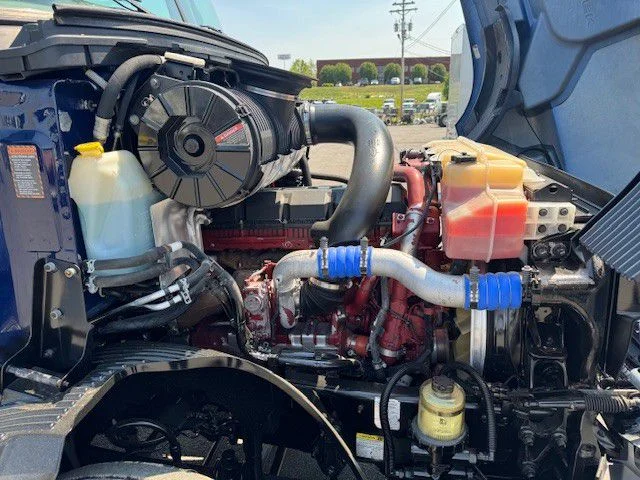 2024 Mack Anthem - image 10