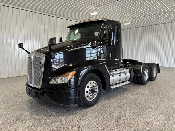 2024 Kenworth T680