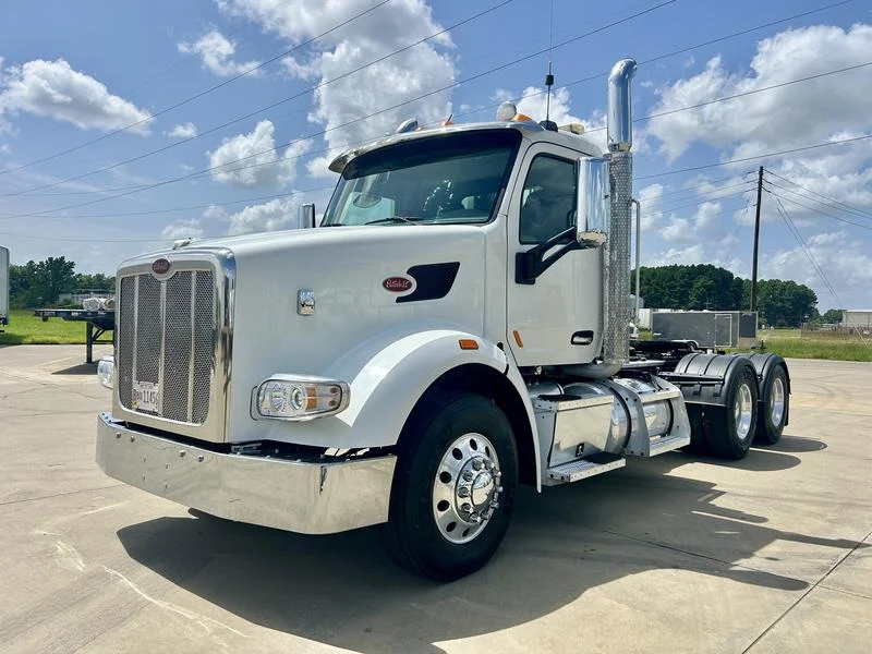 2016 Peterbilt 567