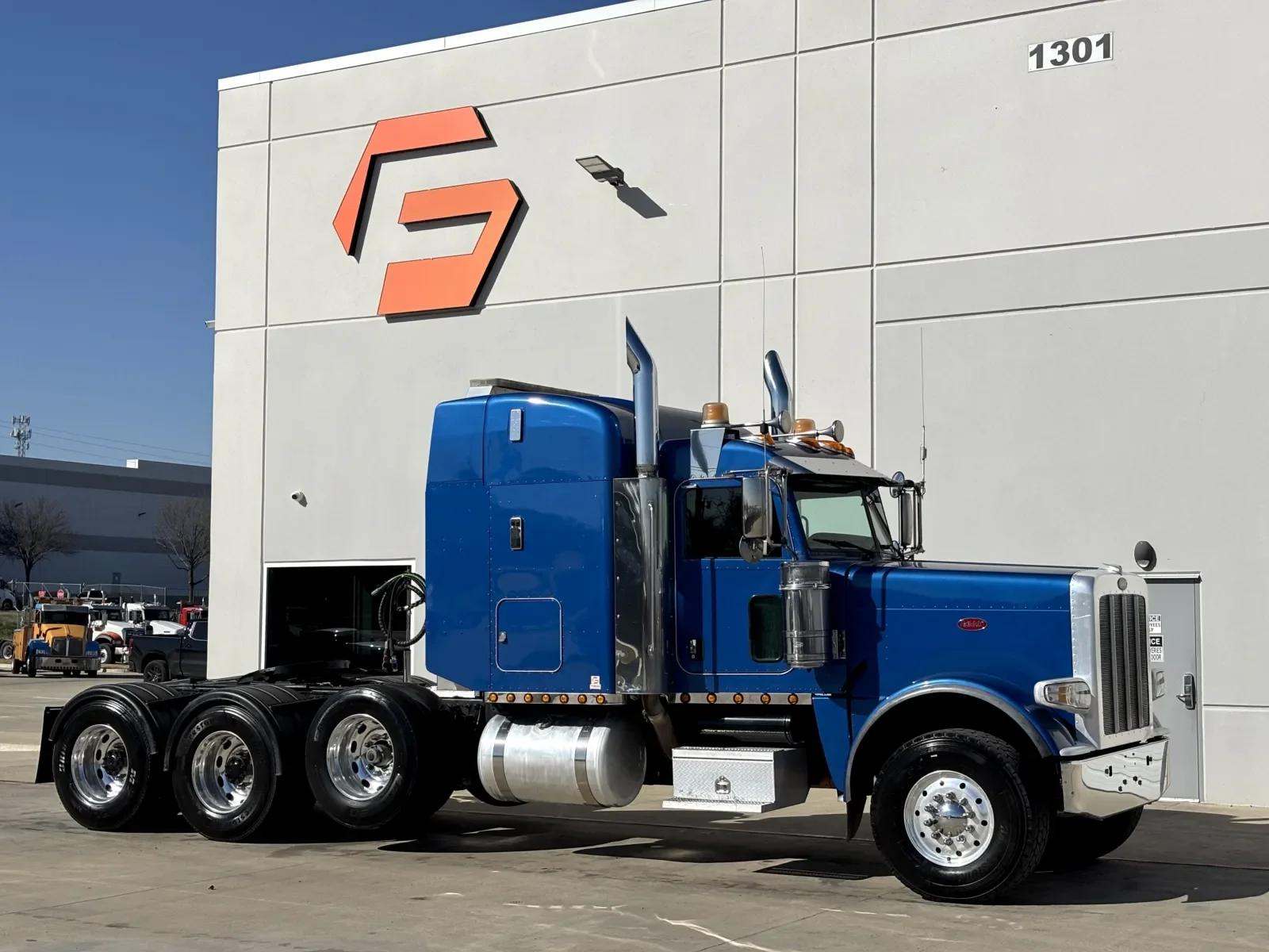 2018 Peterbilt 389 in Hutchins, TX