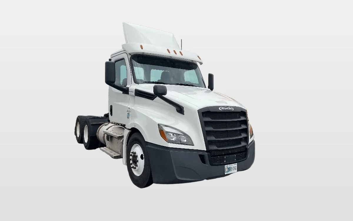 2020 Freightliner - image 1