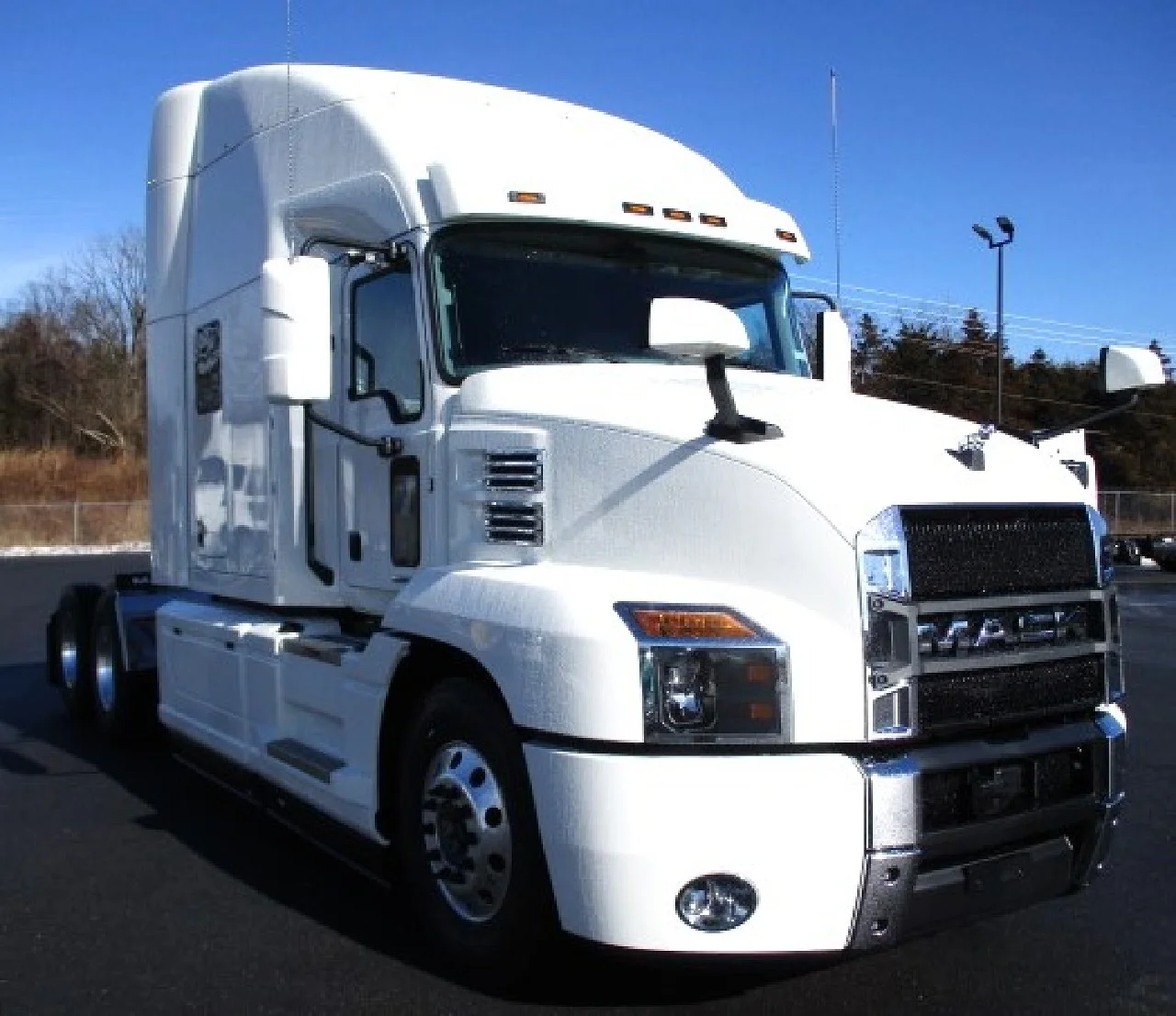 2024 Mack Anthem in Hagerstown, MD — photo 3