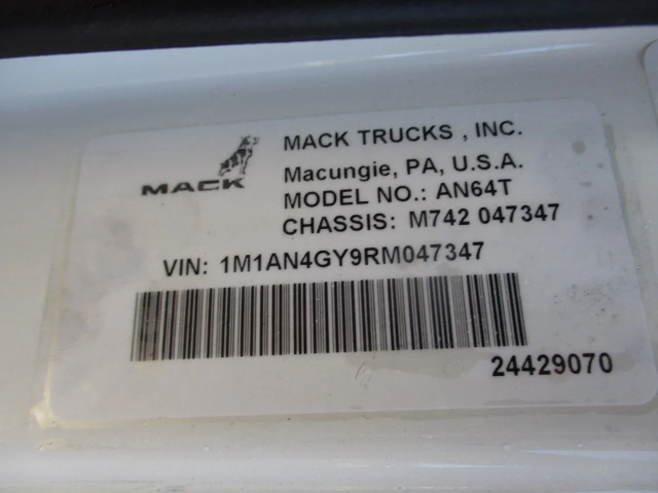2024 Mack Anthem in Hagerstown, MD — photo 7