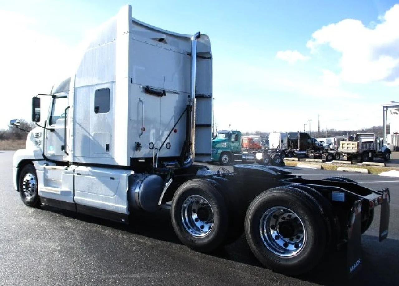 2024 Mack Anthem in Hagerstown, MD — photo 5