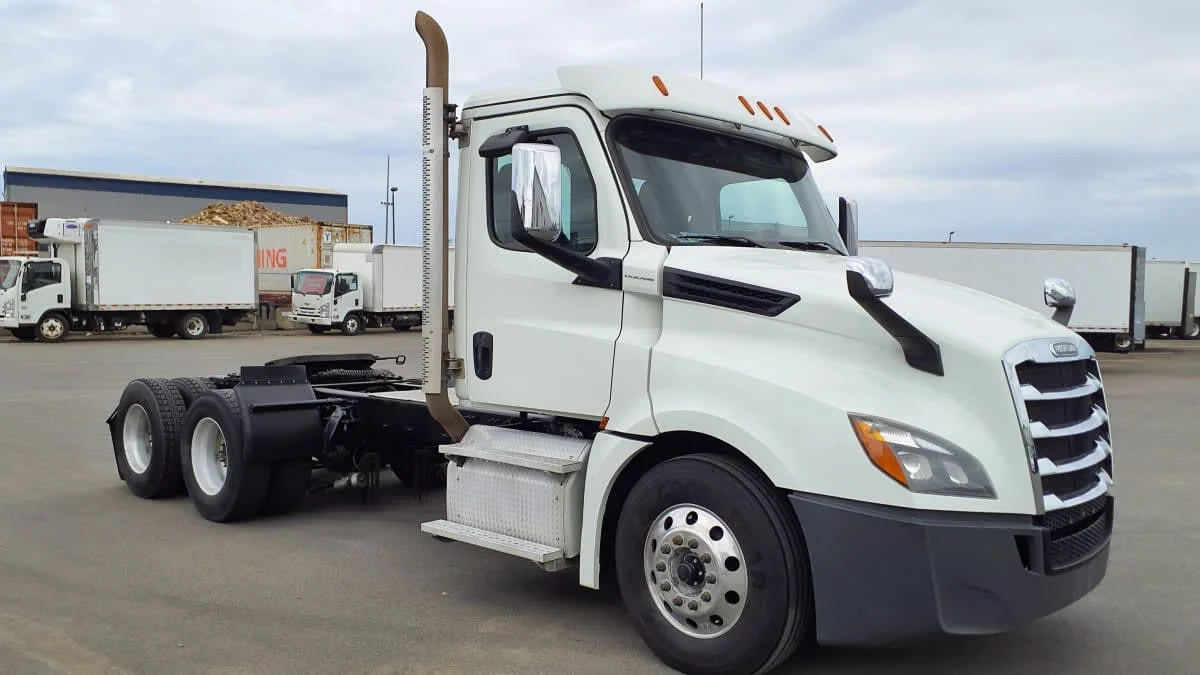 2019 Freightliner Cascadia in Tacoma, WA — photo 3