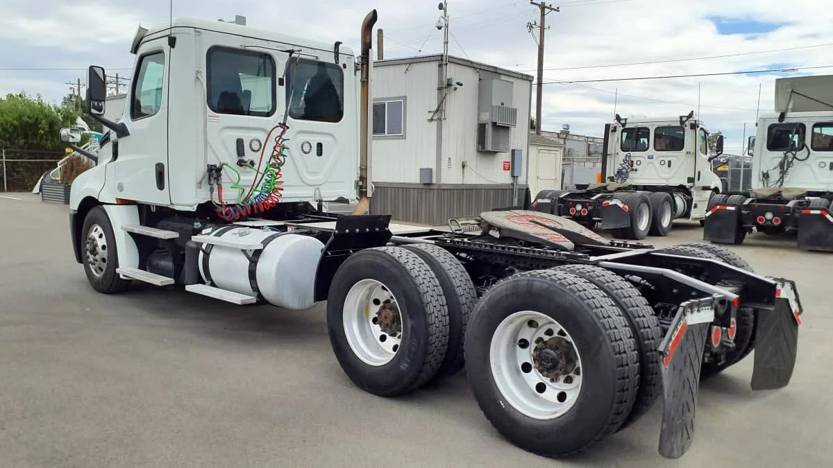 2019 Freightliner Cascadia in Tacoma, WA — photo 6