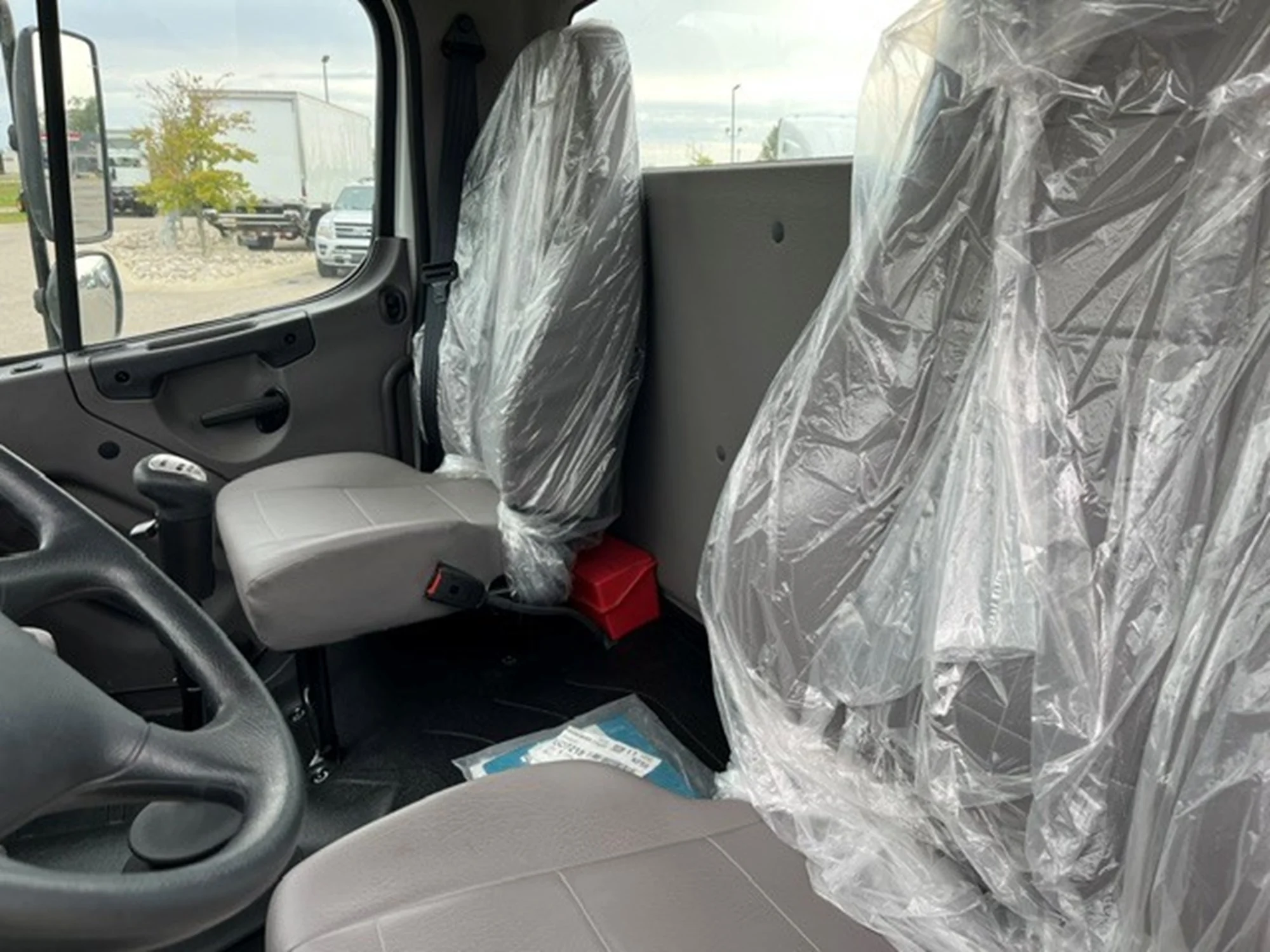 2023 Freightliner eM2 in MI — photo 13
