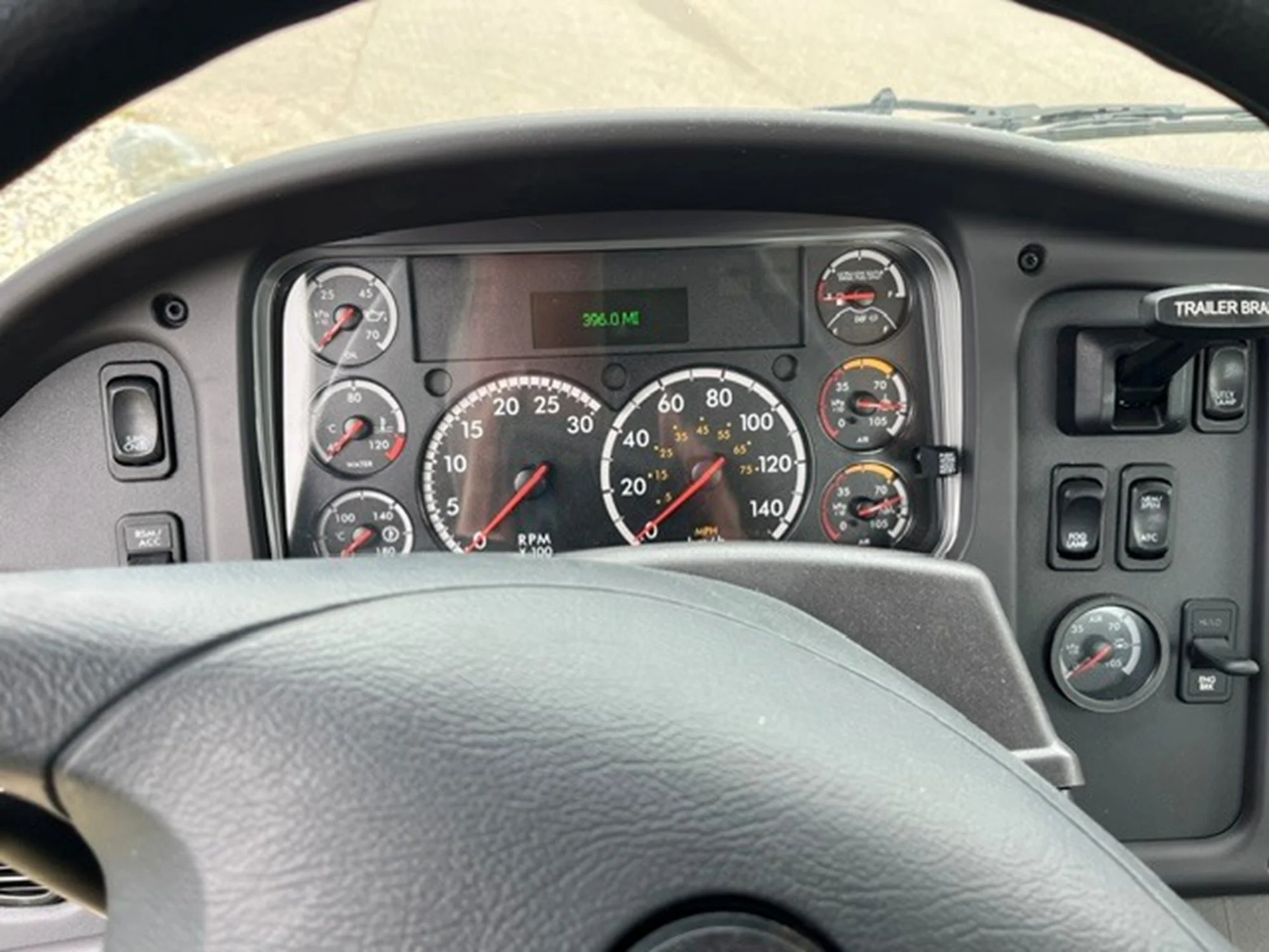 2023 Freightliner eM2 in MI — photo 15