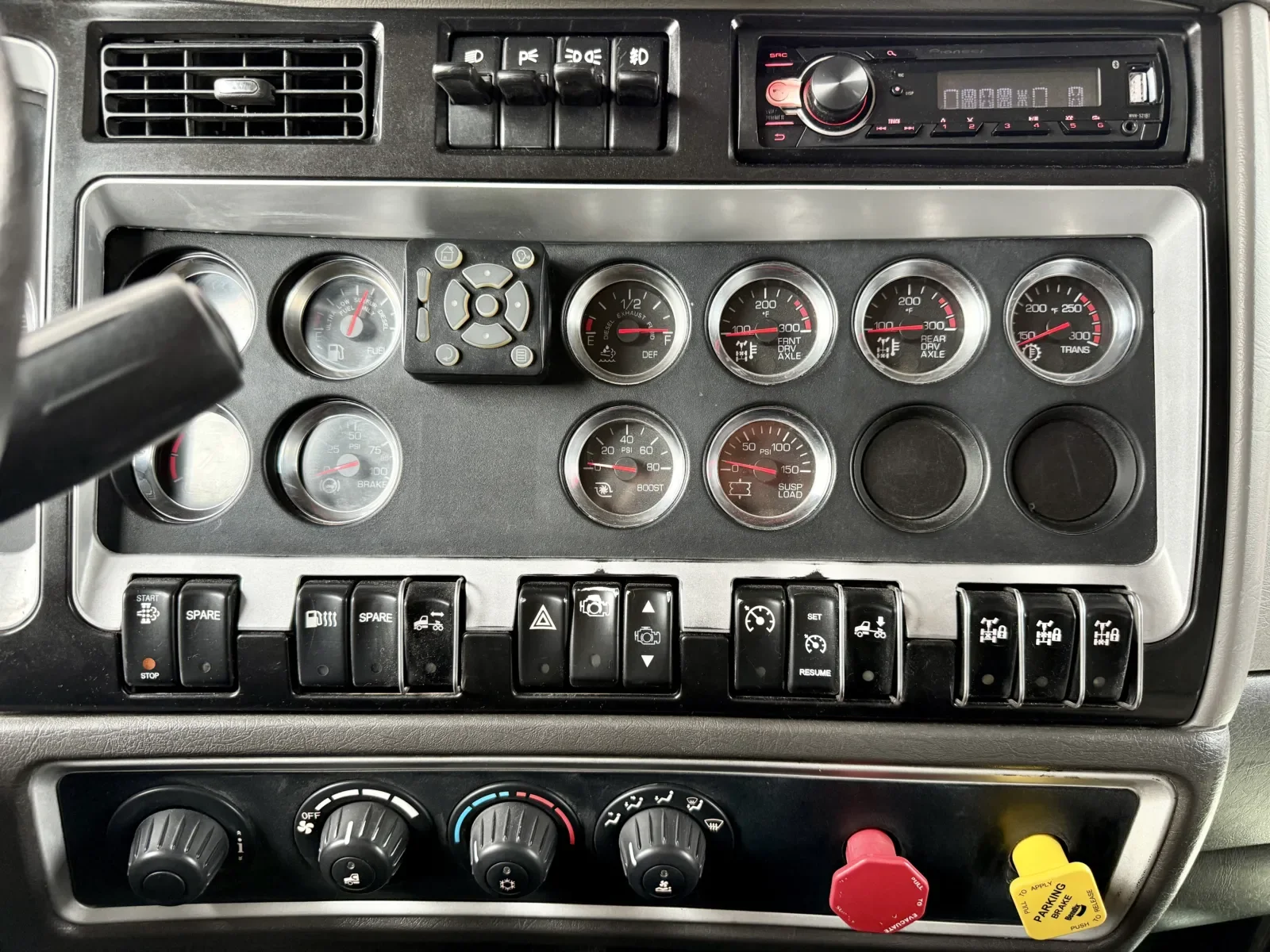 2012 Kenworth T800 in New Lenox, IL — photo 18