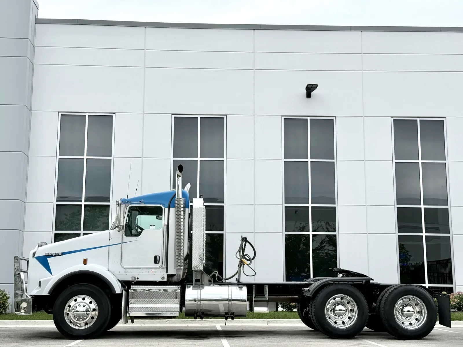 2012 Kenworth T800 in New Lenox, IL — photo 4