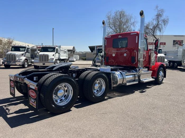 2026 Peterbilt 589 - image 7