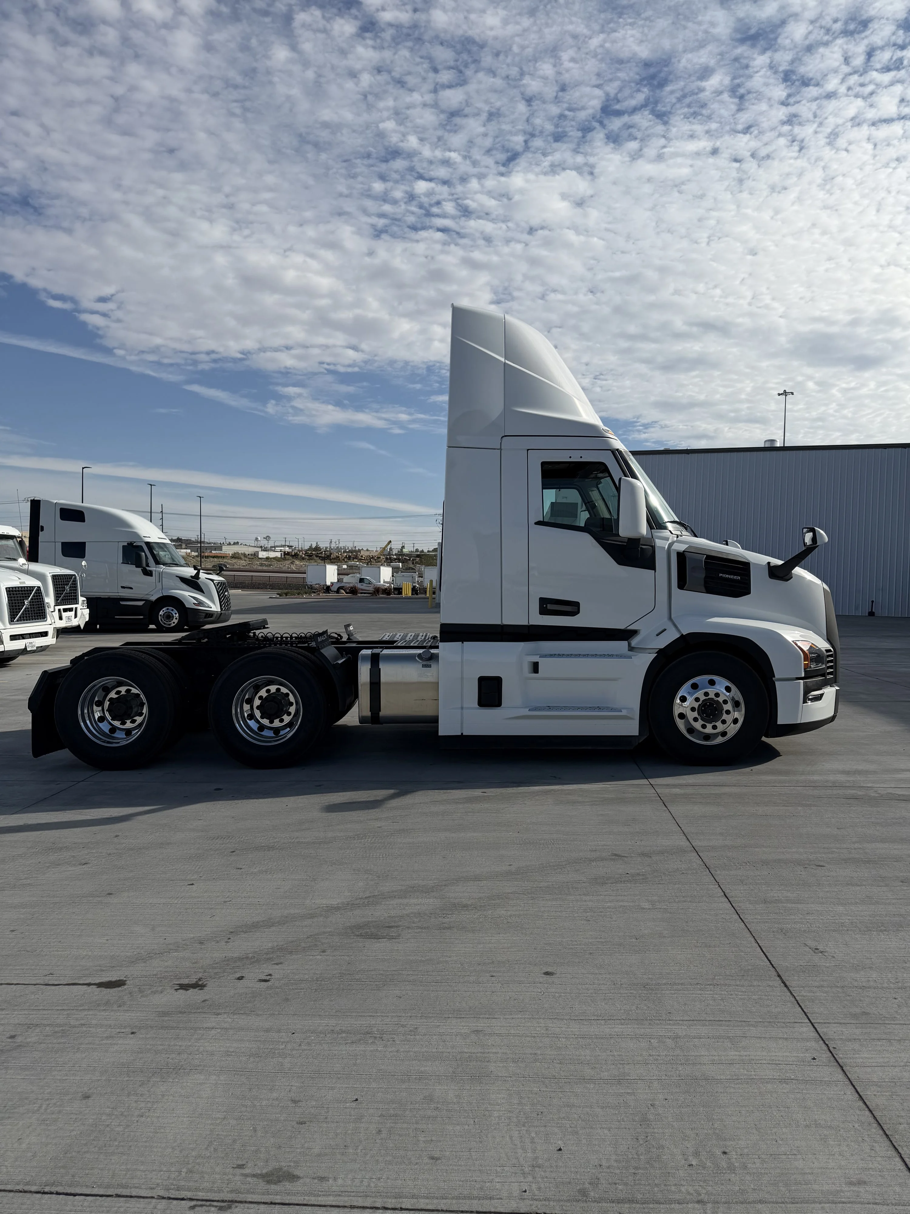 2026 Mack Pioneer in El Paso, TX — photo 4