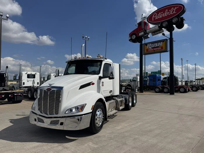 2026 Peterbilt 579 - image 2