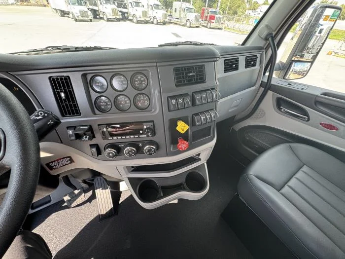 2026 Peterbilt 579 - image 15