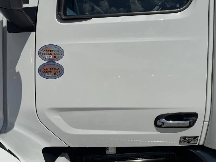 2026 Peterbilt 579 - image 12