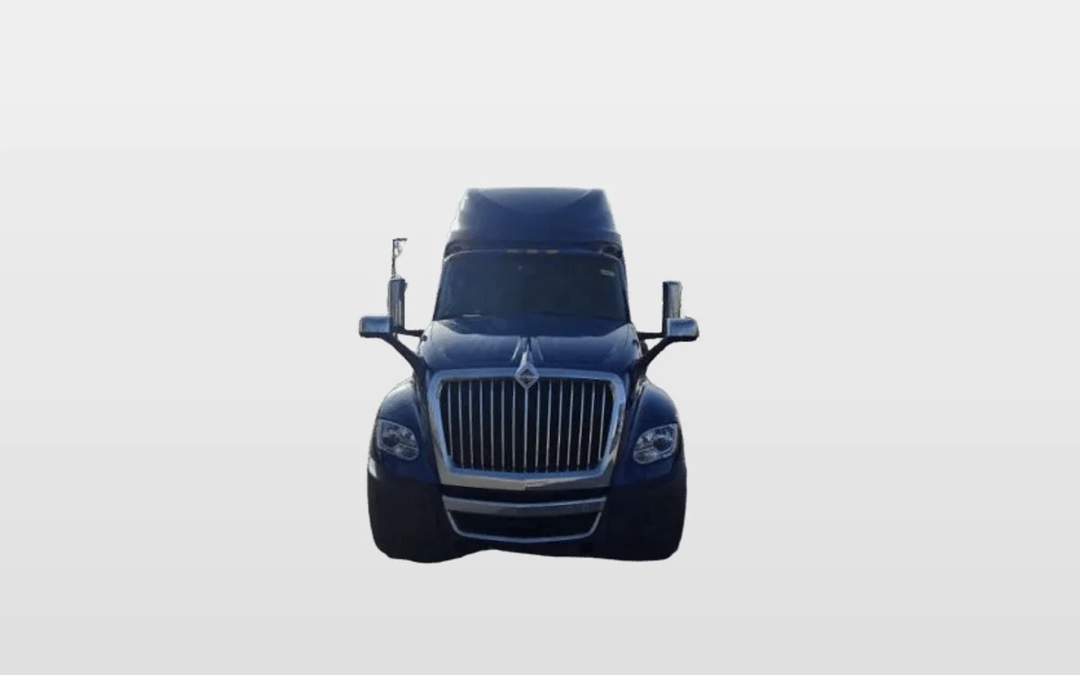 2022 International LT - image 1