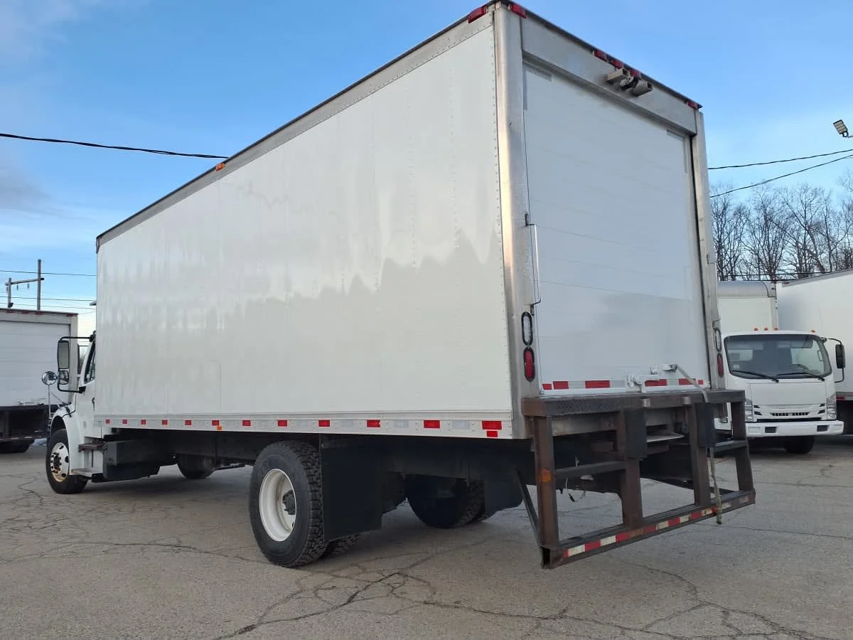 2021 Freightliner M2 106 - image 6