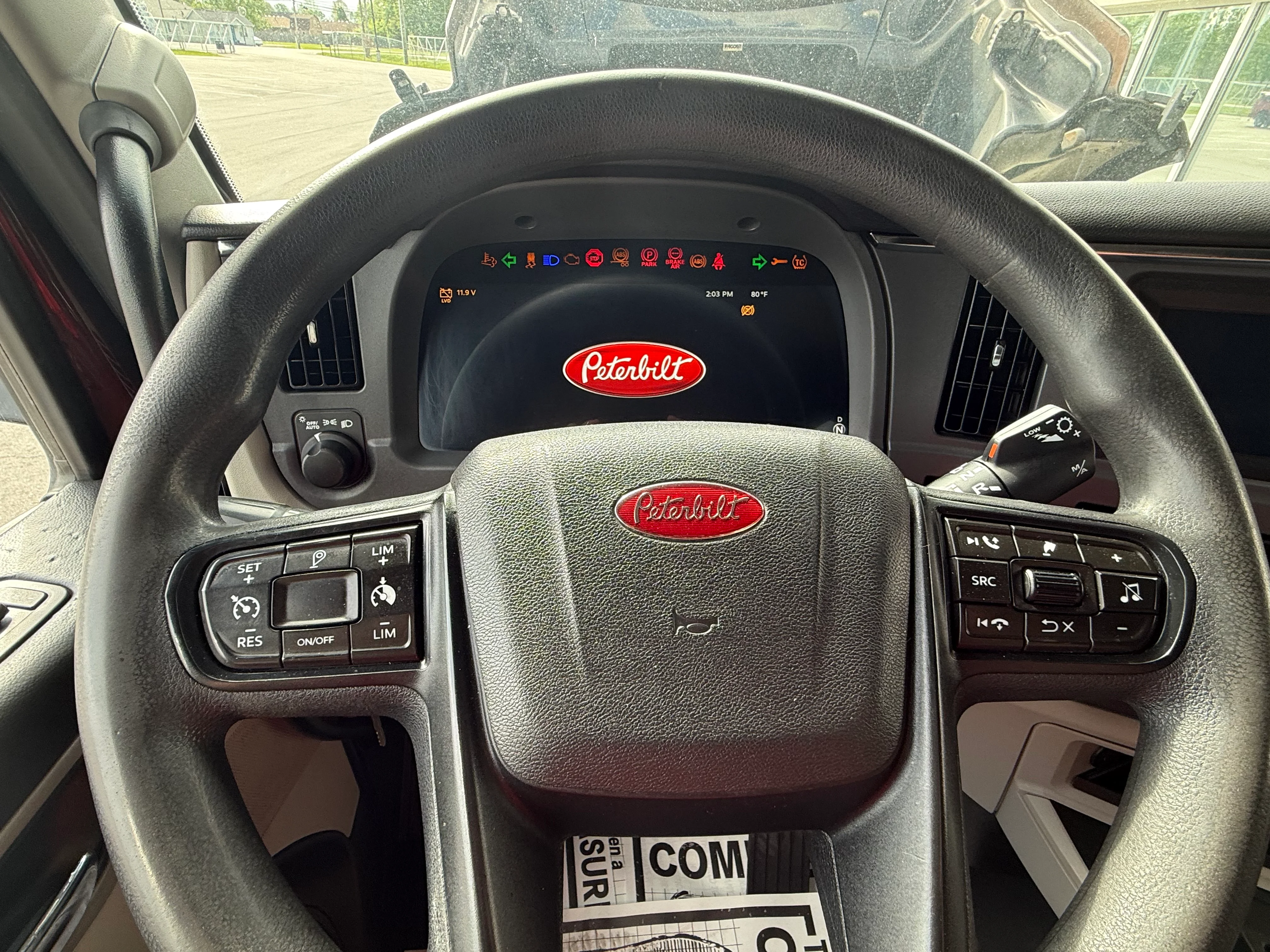 2023 Peterbilt 567 - image 10