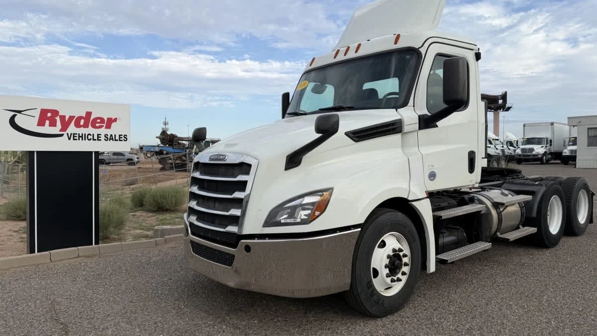 2020 Freightliner Cascadia