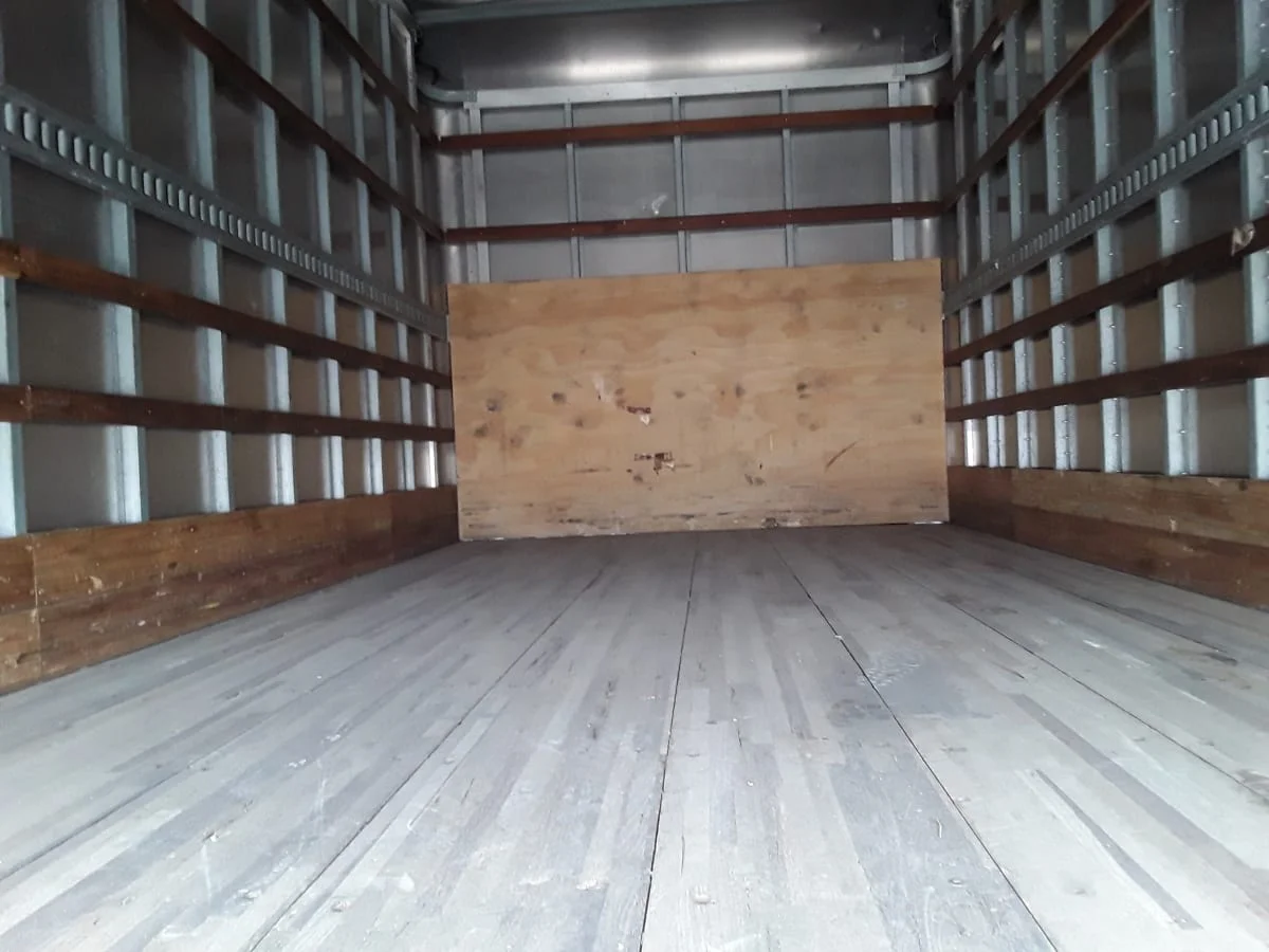 2019 Isuzu NPR - image 8