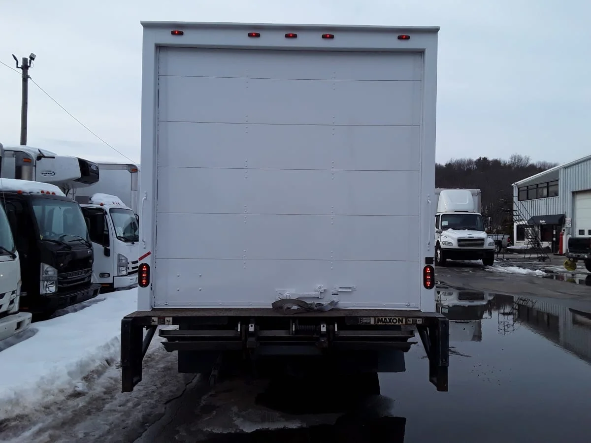 2019 Isuzu NPR - image 5