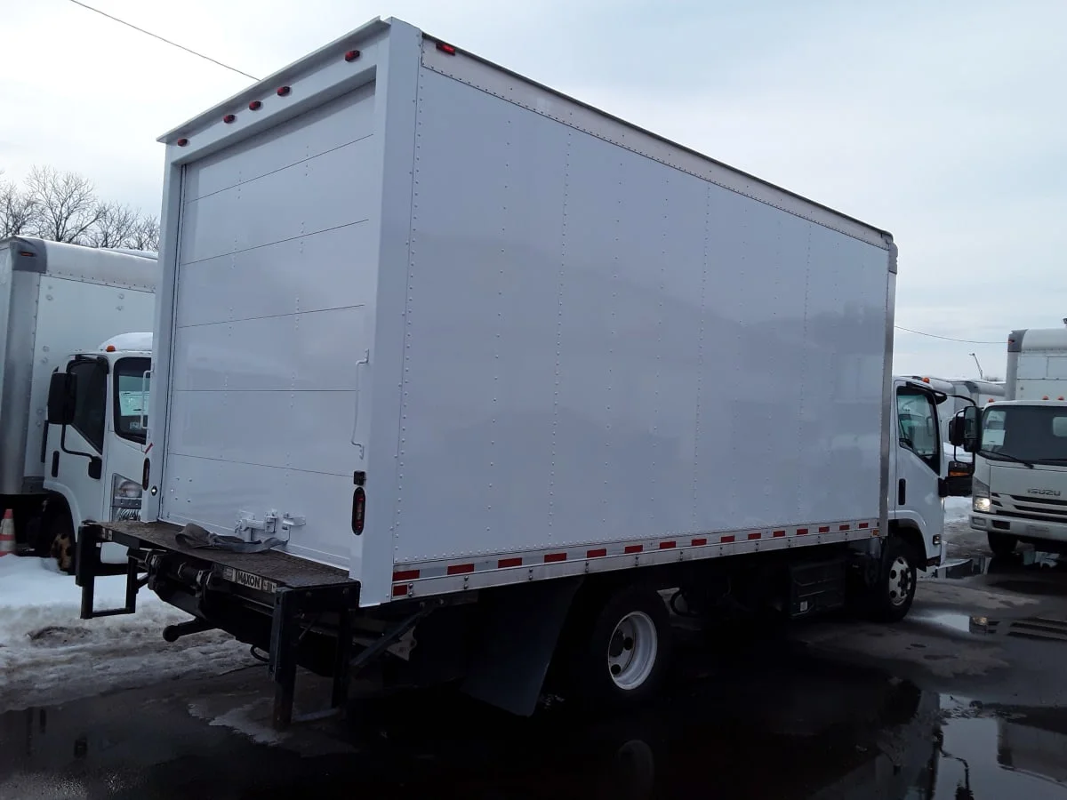 2019 Isuzu NPR - image 4