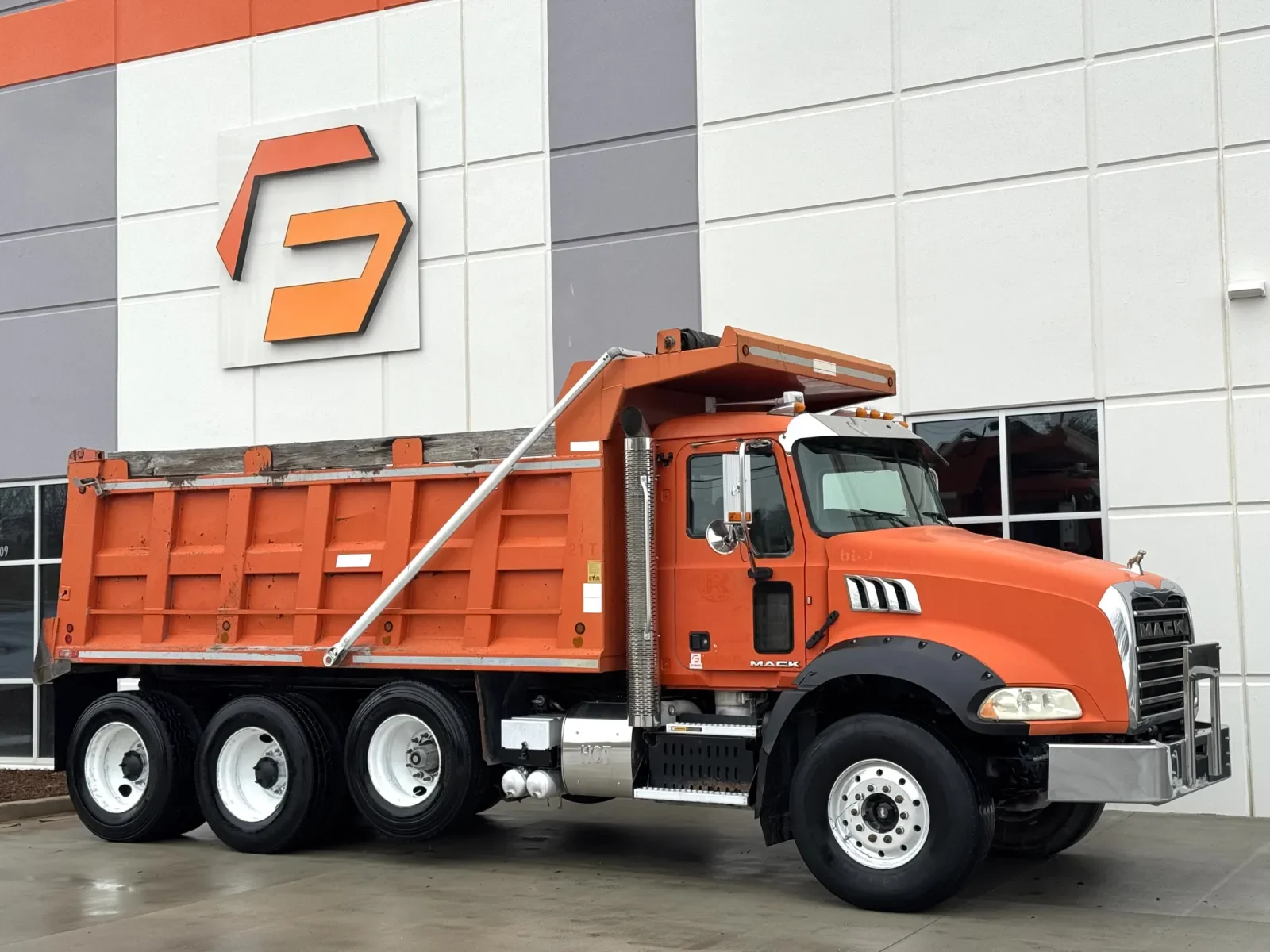 2016 Mack in Greer, SC — photo 2