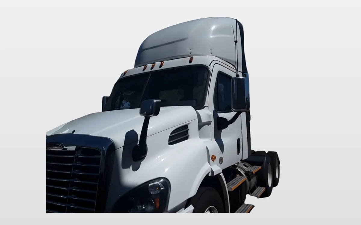 2017 Freightliner - image 1