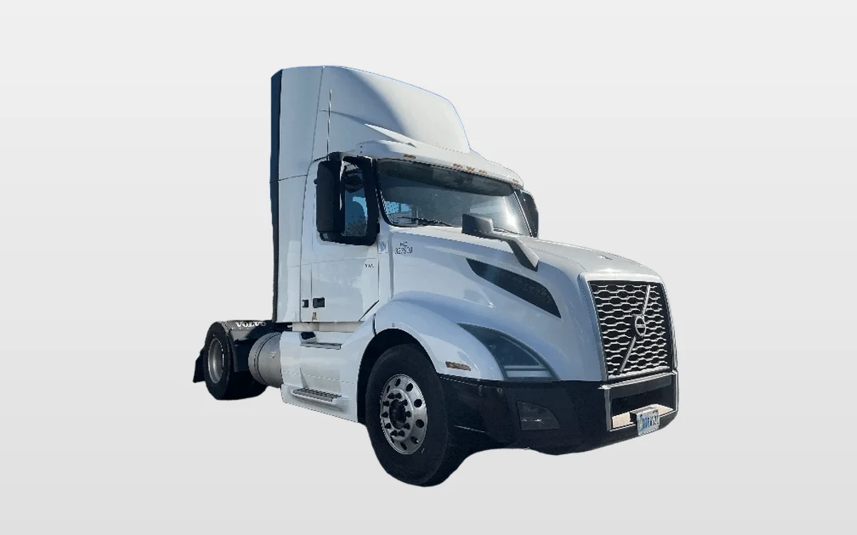 2019 Volvo - image 1
