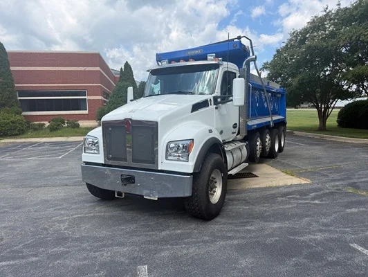 2024 Kenworth T880 in Greensboro, NC — photo 3