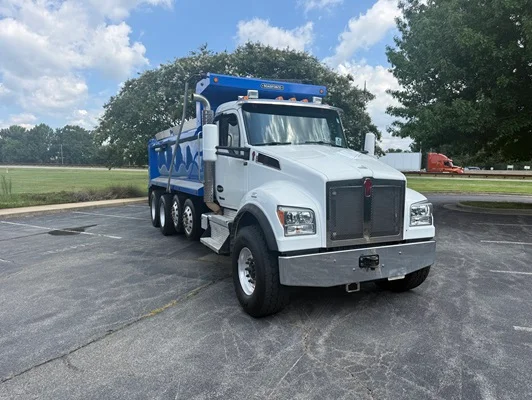 2024 Kenworth T880