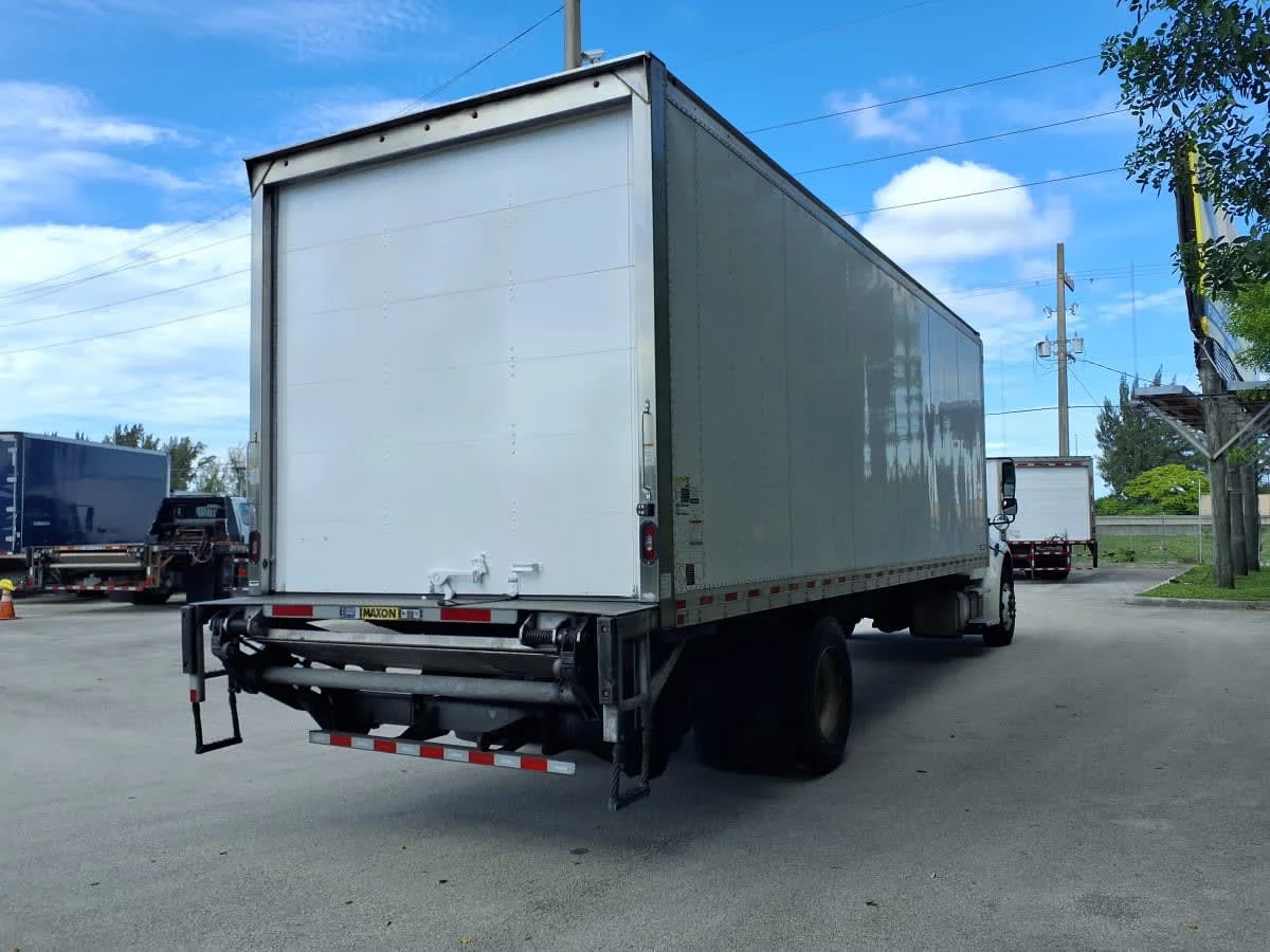 2022 Freightliner M2 106 in Davie, FL — photo 4