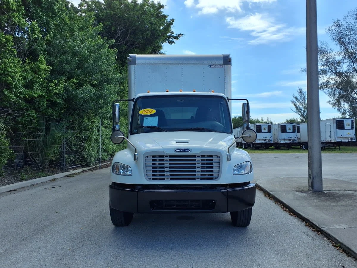2022 Freightliner M2 106 in Davie, FL — photo 2