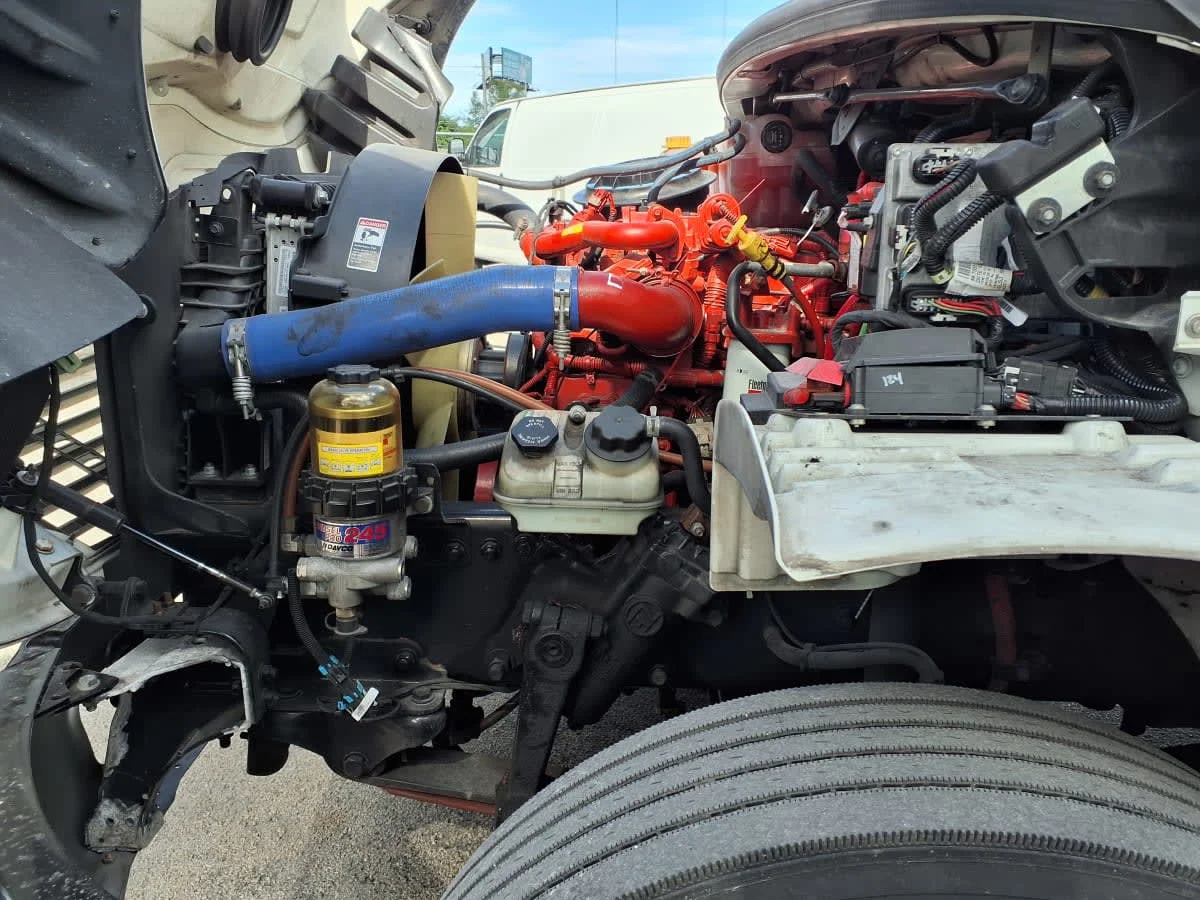 2022 Freightliner M2 106 in Davie, FL — photo 9