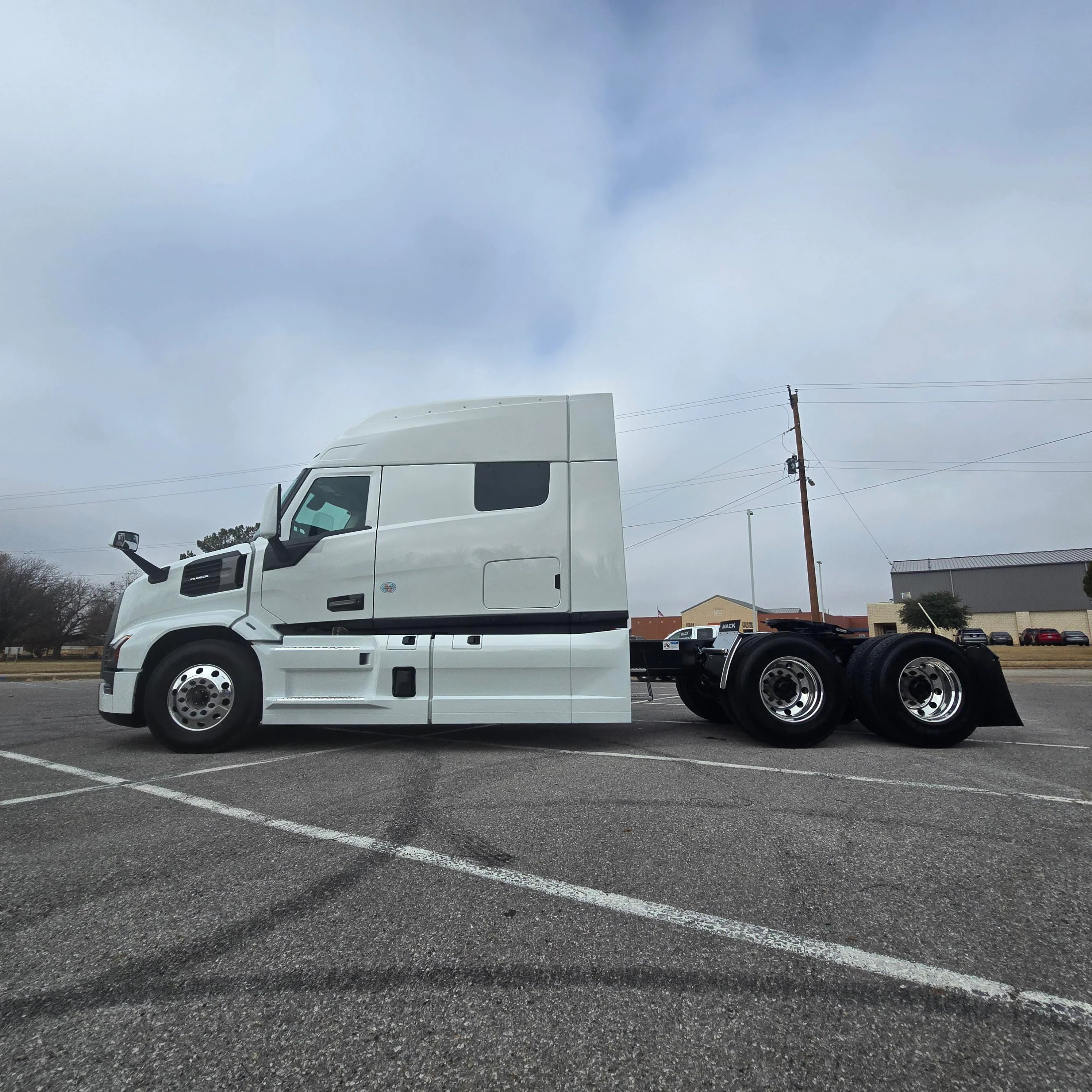 2026 Mack Pinnacle in Wichita Falls, TX — photo 10