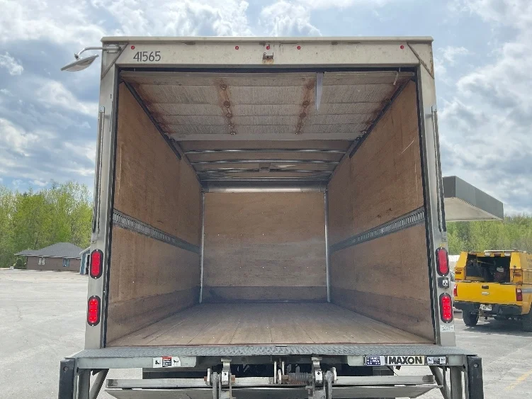 2020 Hino in Whitesboro, NY — photo 8
