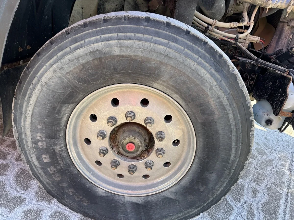 2022 Freightliner 114SD - image 14