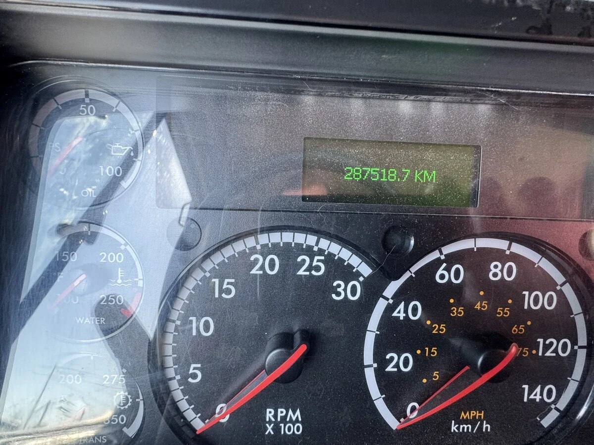 2022 Freightliner 114SD - image 22