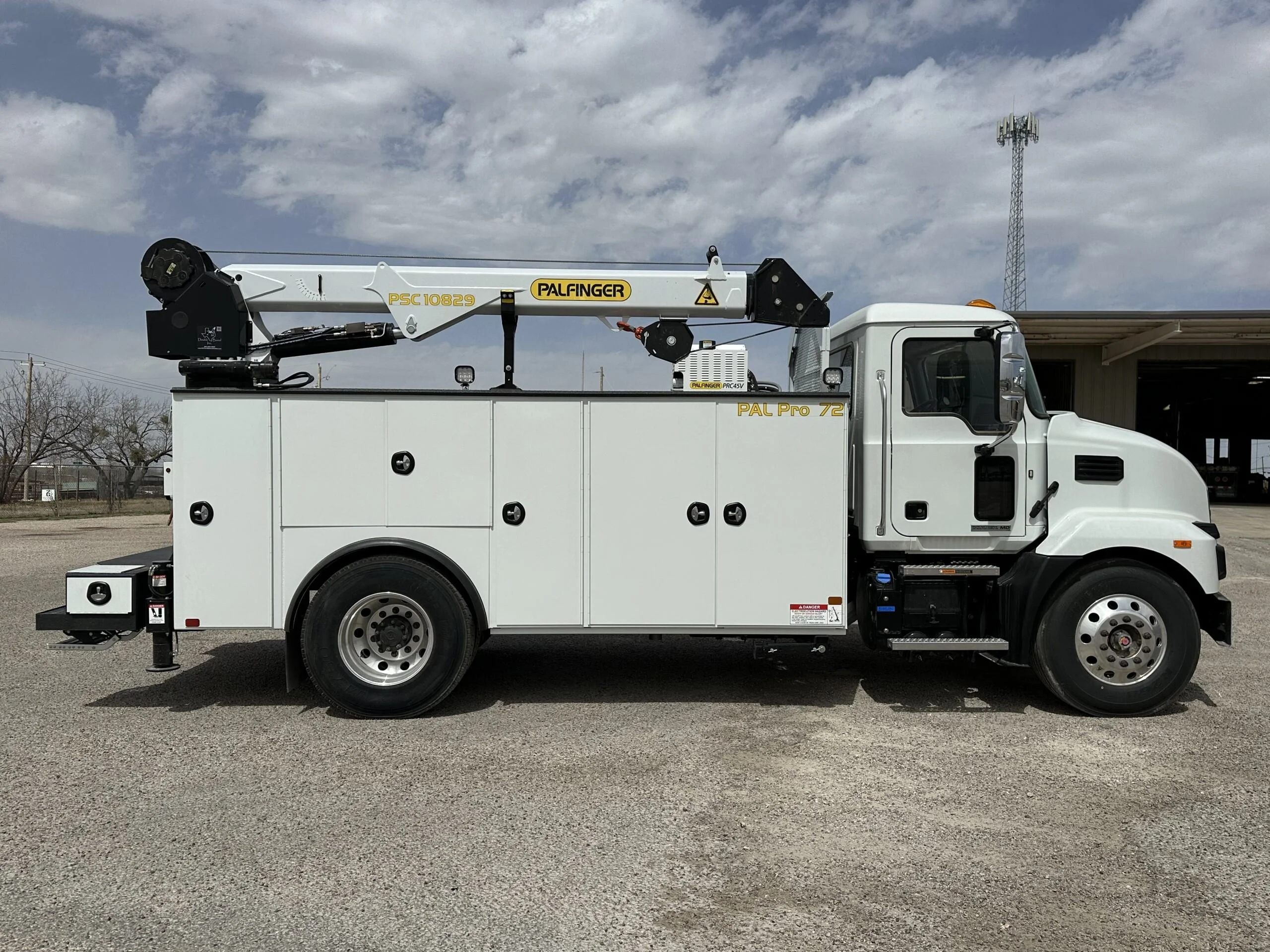 2025 Mack MD in Tye (Abilene), TX — photo 3