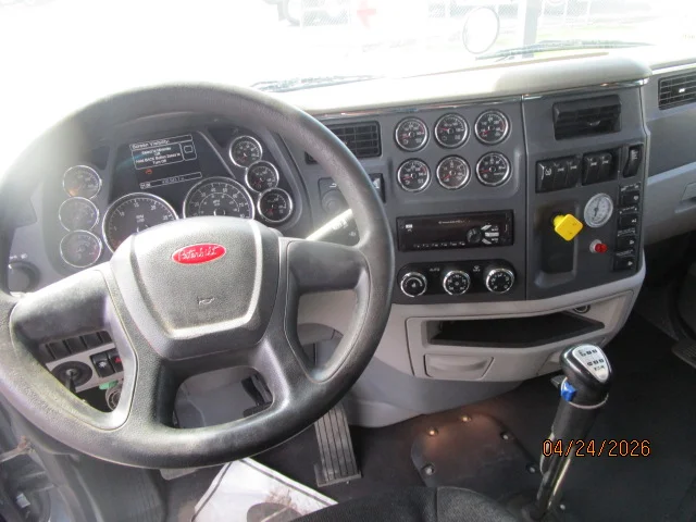 2019 Peterbilt 567 in Butler, PA — photo 11