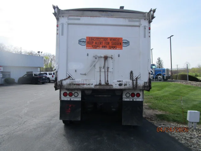 2019 Peterbilt 567 in Butler, PA — photo 4