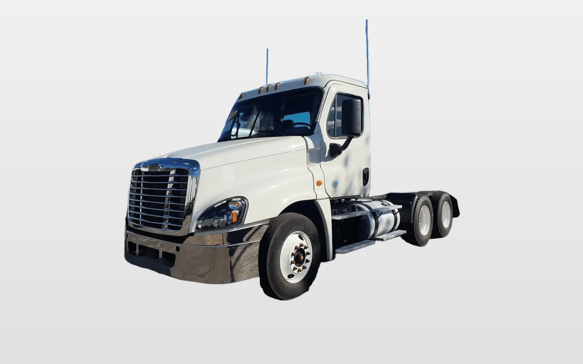 2019 Freightliner - image 1