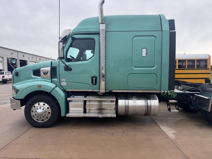 2024 Western Star 4900 — photo 4