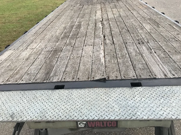 2019 Freightliner M2 106 - image 10