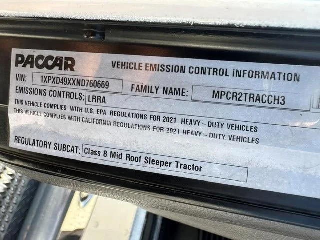2022 Peterbilt 389 — photo 5