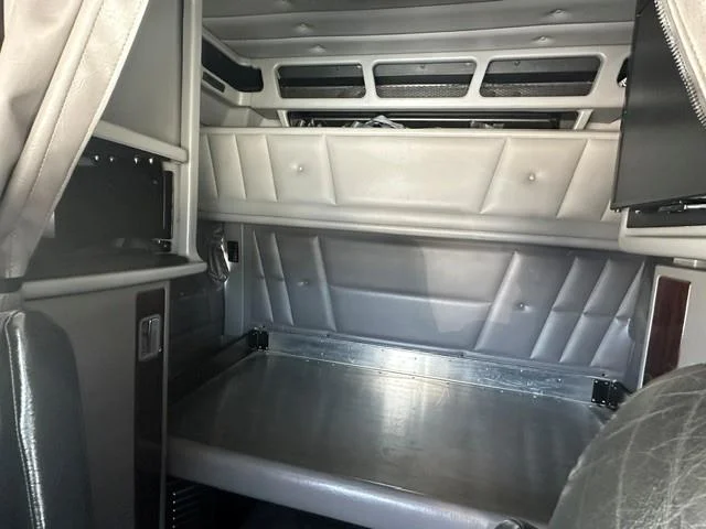 2022 Peterbilt 389 — photo 15