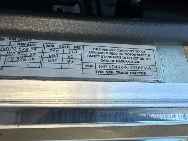 2022 Peterbilt 389 — photo 7